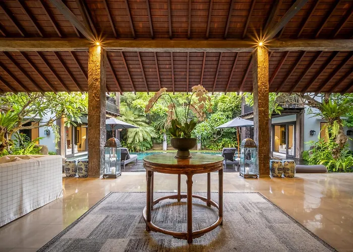 De Suma - Fully Staffed Luxury In Prime Seminyak, Walk To * Seminyak (Bali)