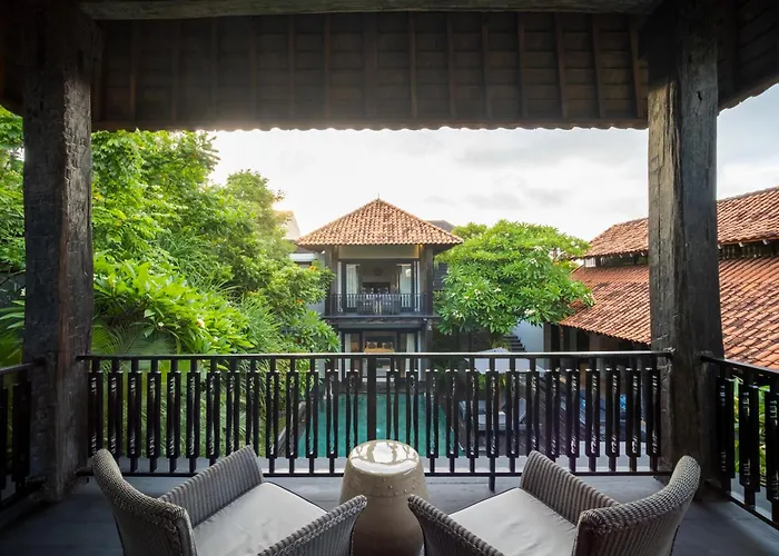 Villa De Suma - Fully Staffed Luxury In Prime Seminyak, Walk To