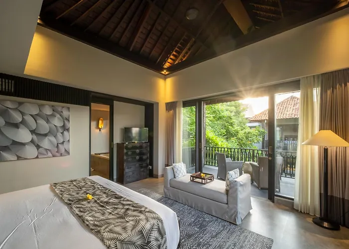 De Suma - Fully Staffed Luxury In Prime Seminyak, Walk To *