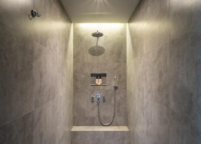 De Suma - Fully Staffed Luxury In Prime Seminyak, Walk To * Seminyak (Bali)