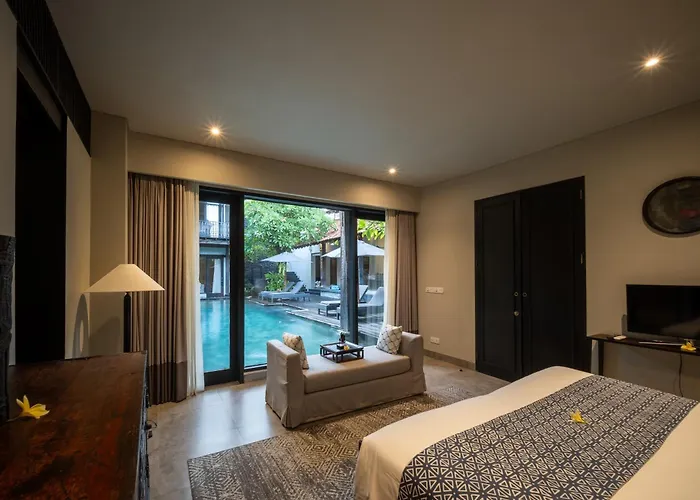 Villa De Suma - Fully Staffed Luxury In Prime Seminyak, Walk To *