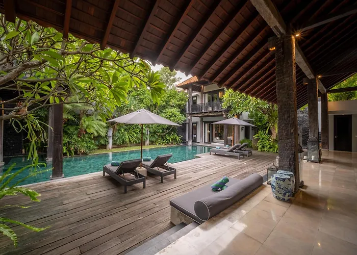 De Suma - Fully Staffed Luxury In Prime Seminyak, Walk To