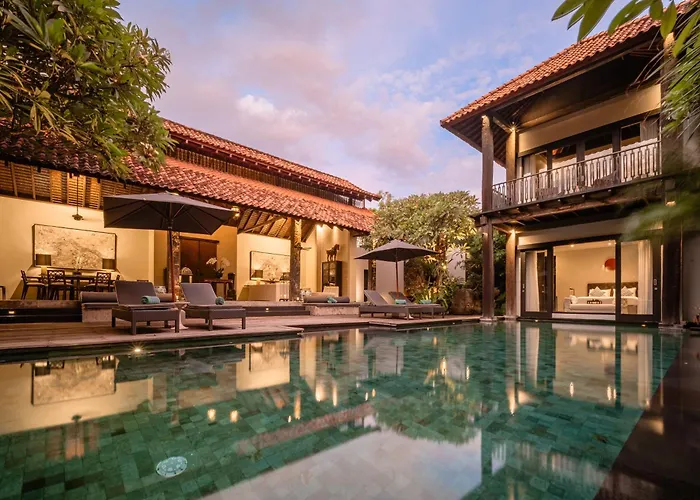 De Suma - Fully Staffed Luxury In Prime Seminyak, Walk To *