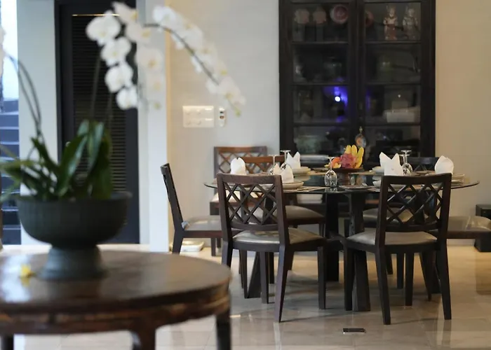 De Suma - Fully Staffed Luxury In Prime Seminyak, Walk To Villa