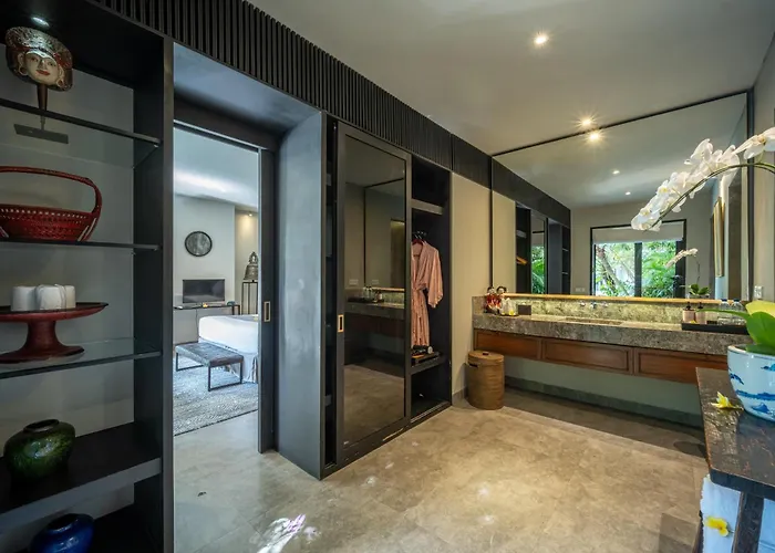 Villa De Suma - Fully Staffed Luxury In Prime Seminyak, Walk To *